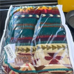 Teal and Cream Aztec Pattern Throw Blanket